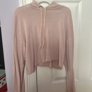 Small cropped hoodie from H&M